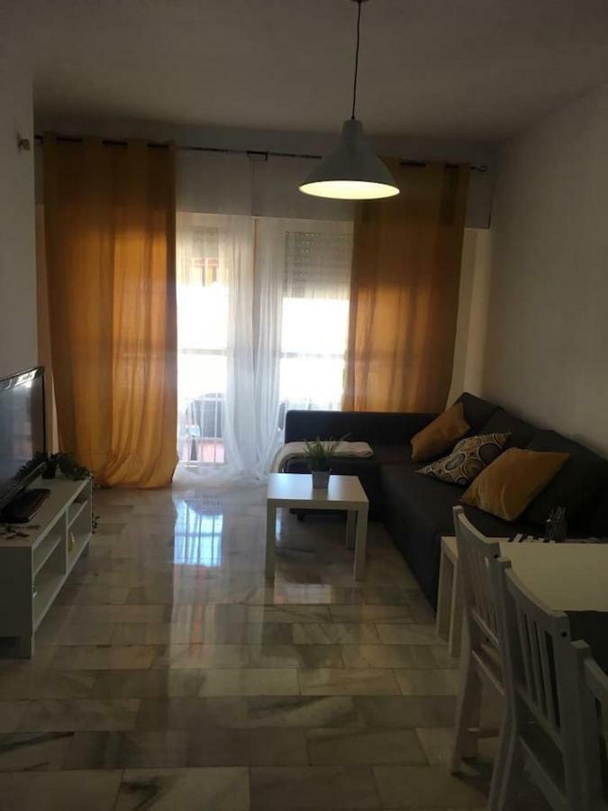 Apartamento En Urbanizacion Con Piscina Torremolinos Bagian luar foto